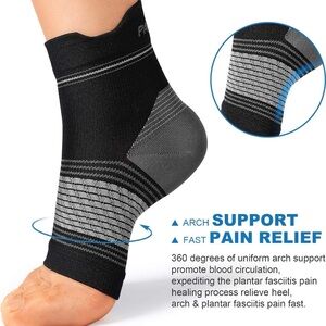 NWOT Plantar Fasciitis SockCompression Foot Sleeves with Arch and Ankle …
